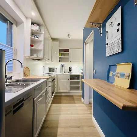 Schraeggeest-4a Apartment *